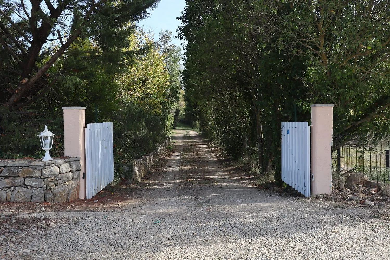 La Maison De Blu Lorgues 0*,
